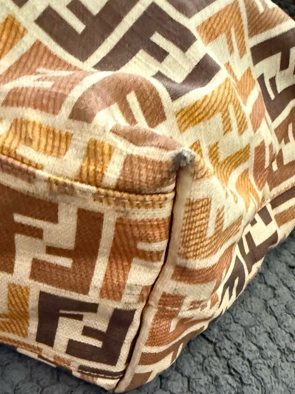 Fendi Tan & Brown FF Logo Tote Bag - Picture 5 of 16